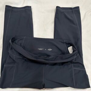Old Navy - Navy Blue High-Rise Cropped Active Leggings
